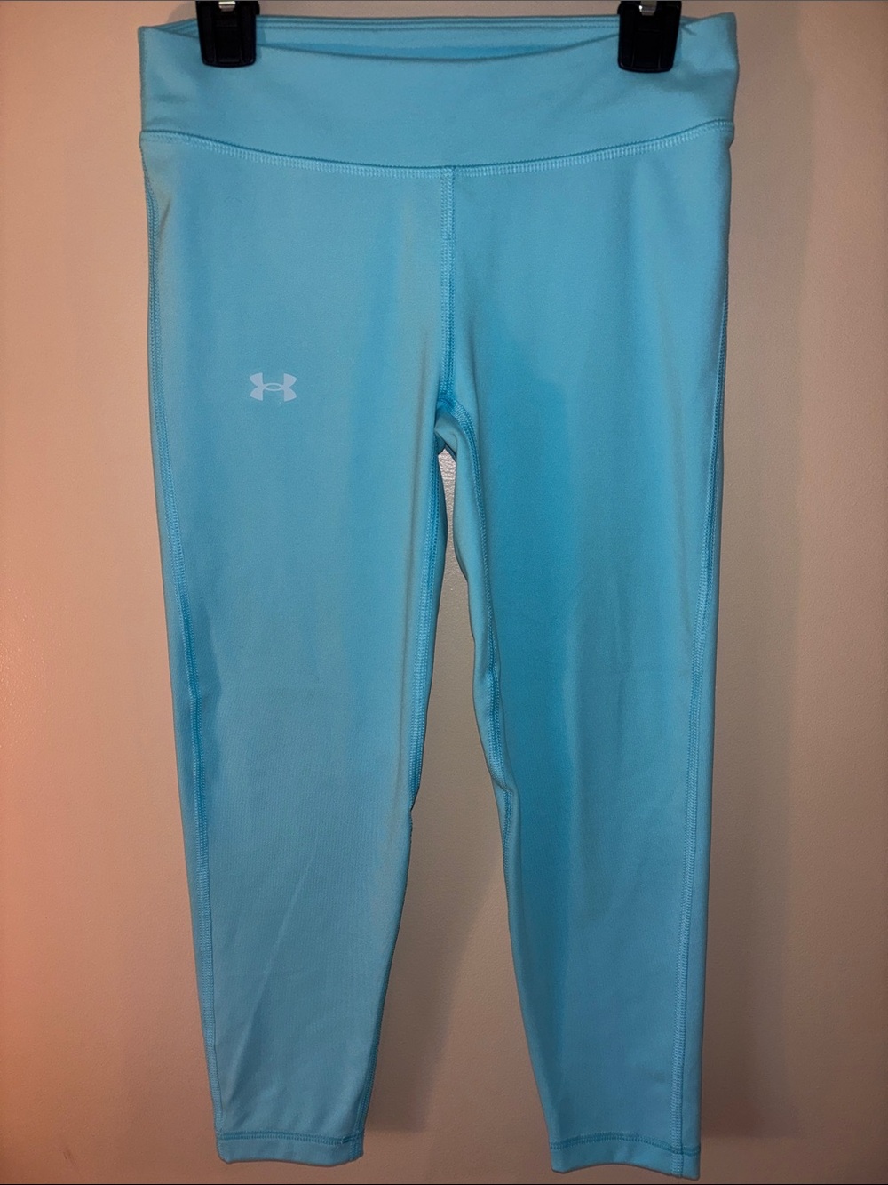 Under Armour Girls Aqua Blue Athletic Capris